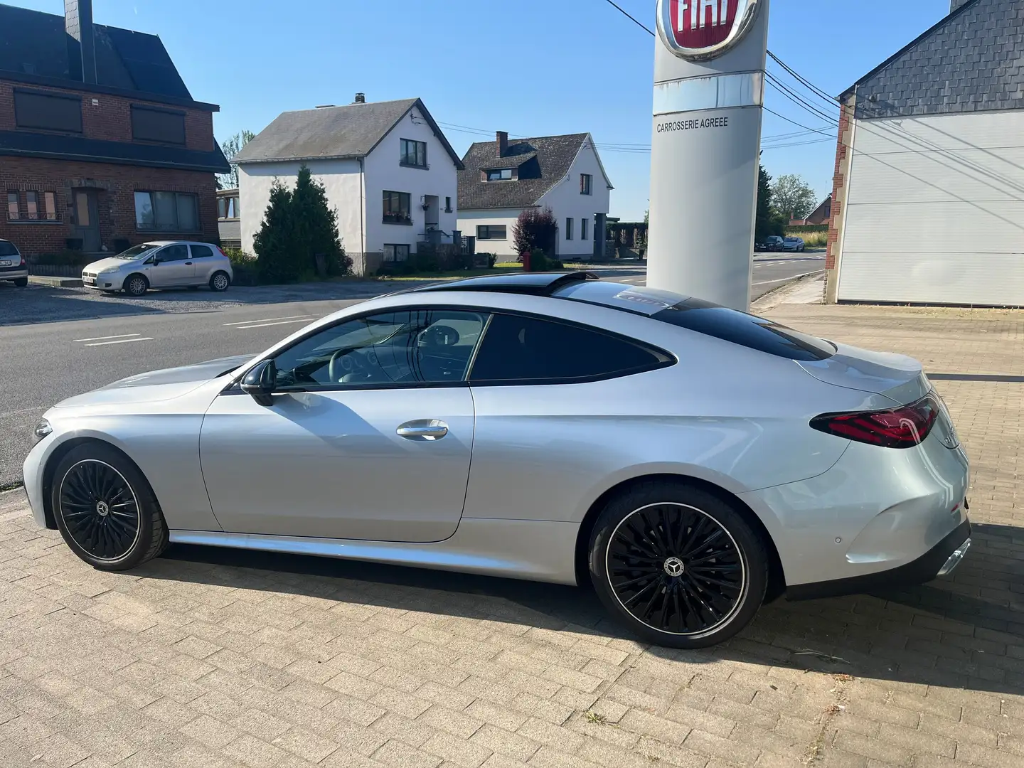 Mercedes-Benz CLE 200 AMG Line Argintiu - 1