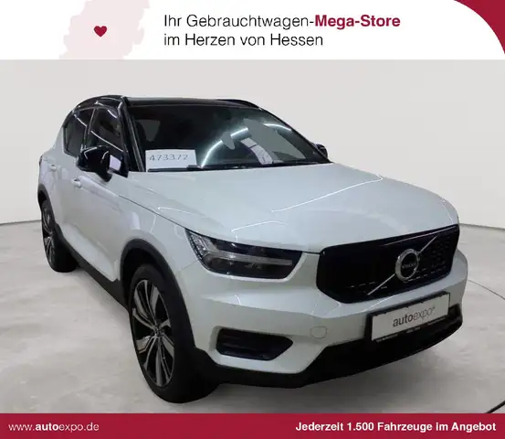 2021 Volvo XC40 in White for sale