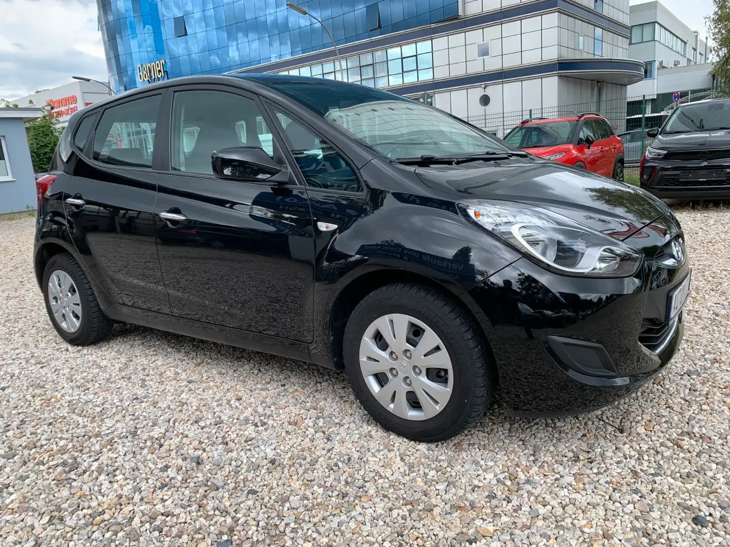 Hyundai iX20 FIFA world Cup Edition*Automatik*Scheckheft Schwarz - 1