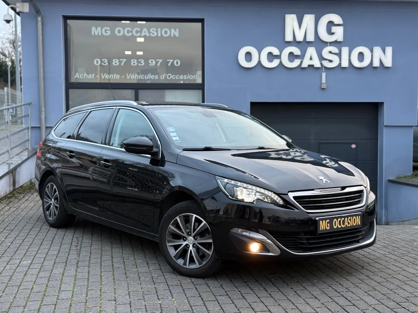 Peugeot 308 308 SW 1.2 PureTech 130ch S Noir - 1