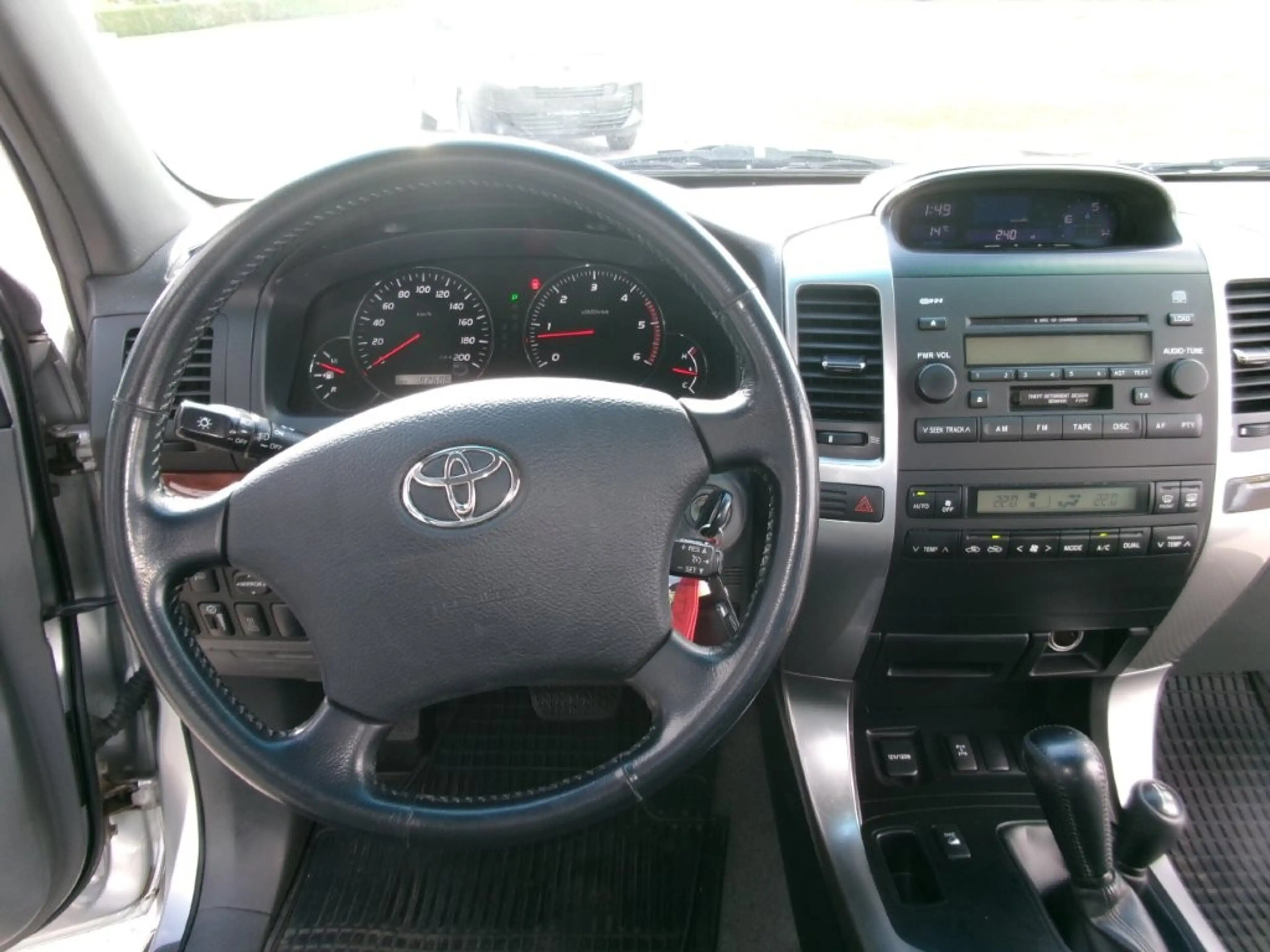 Toyota Land Cruiser Landcruiser 300 3,0 D-4D 175 VX Aut. VX — photo 8
