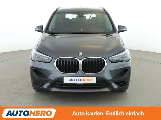 BMW X1 view 9