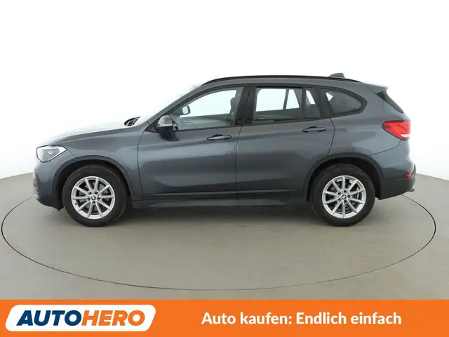 BMW X1 view 3
