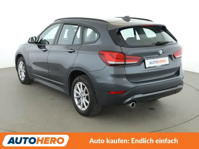 BMW X1 view 4