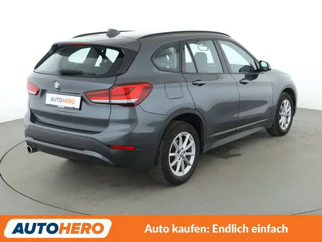 BMW X1 view 6