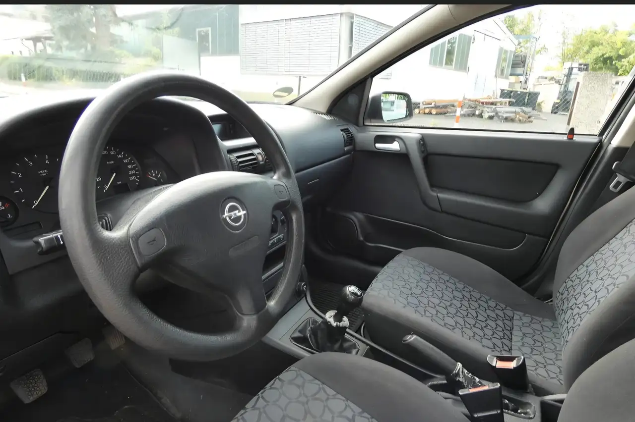Opel Astra 1.6 Elegance, foto 5