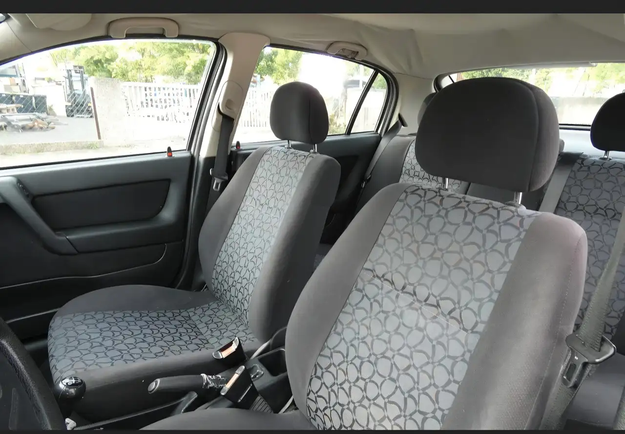 Opel Astra 1.6 Elegance, foto 8