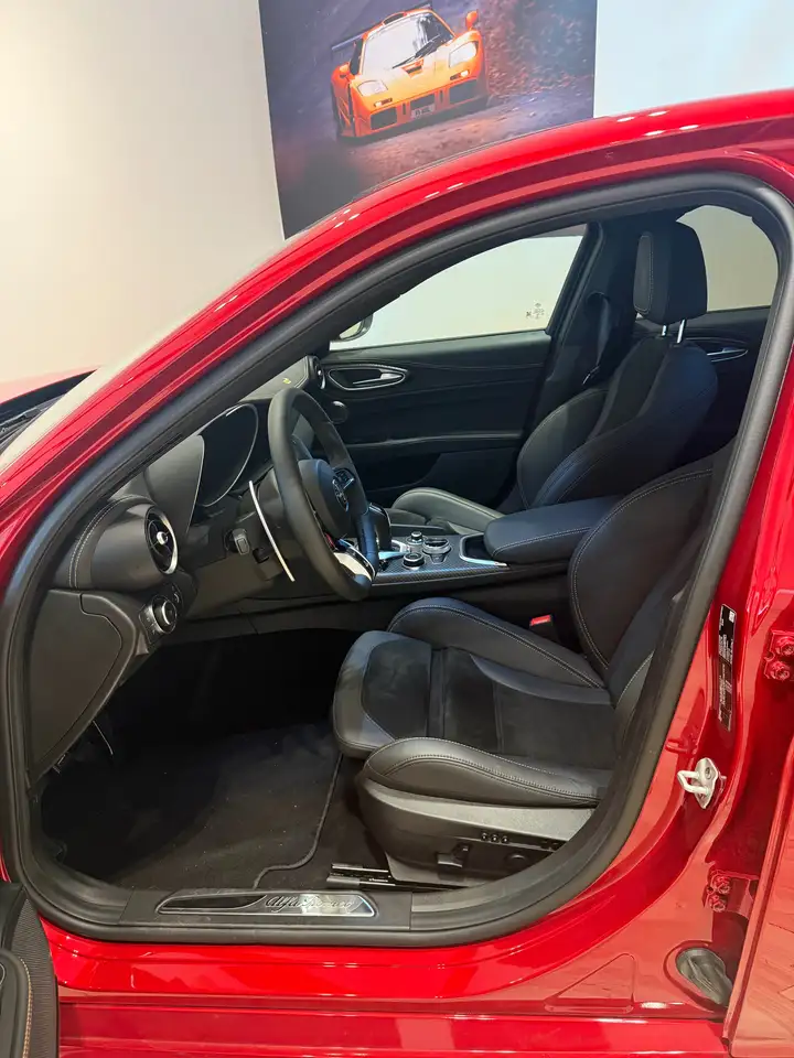 Alfa Romeo Giulia 2024