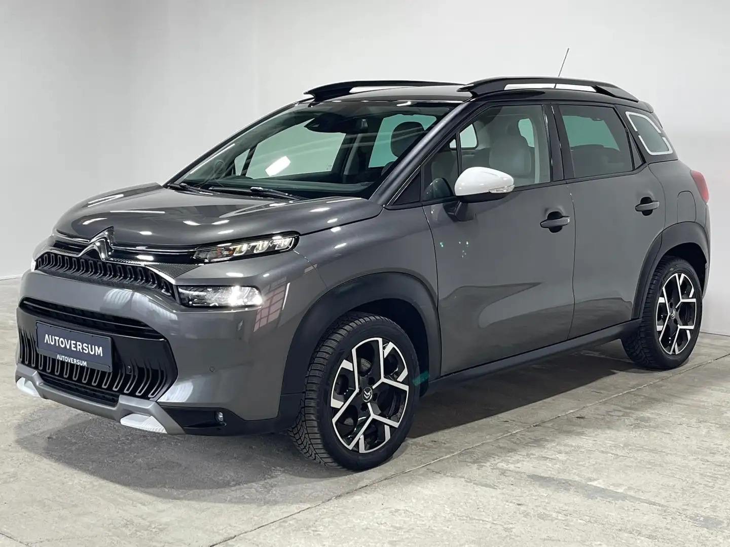 Citroen C3 Aircross 1.2 Shine *KLIMA*KAM*CARPLAY*KEYLESS Grau - 2