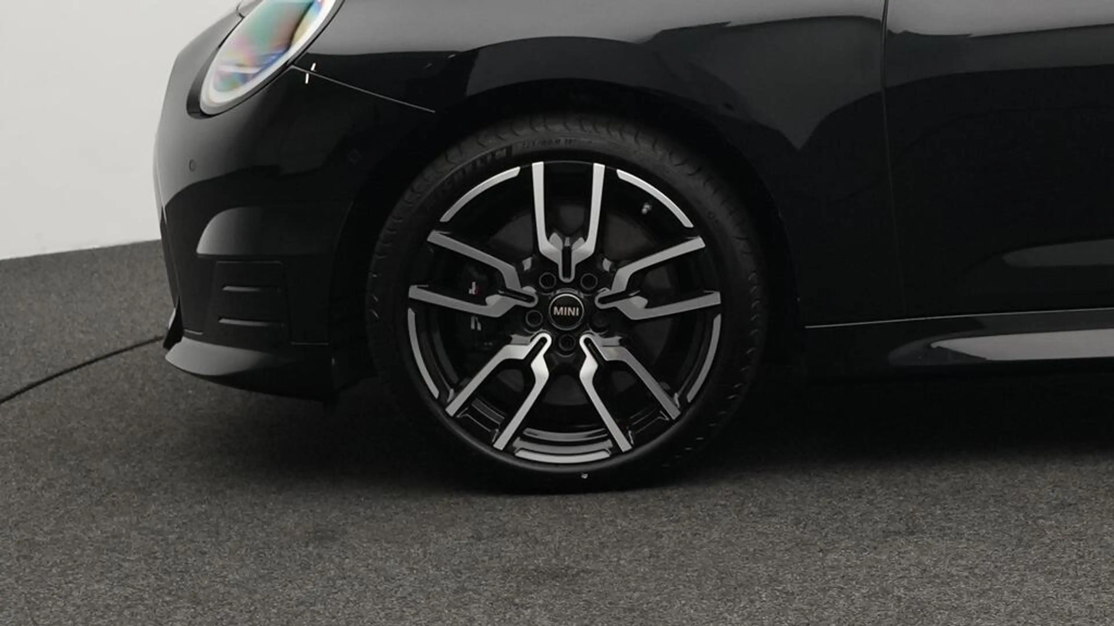 MINI Cooper SE John Cooper Works Trim — photo 12