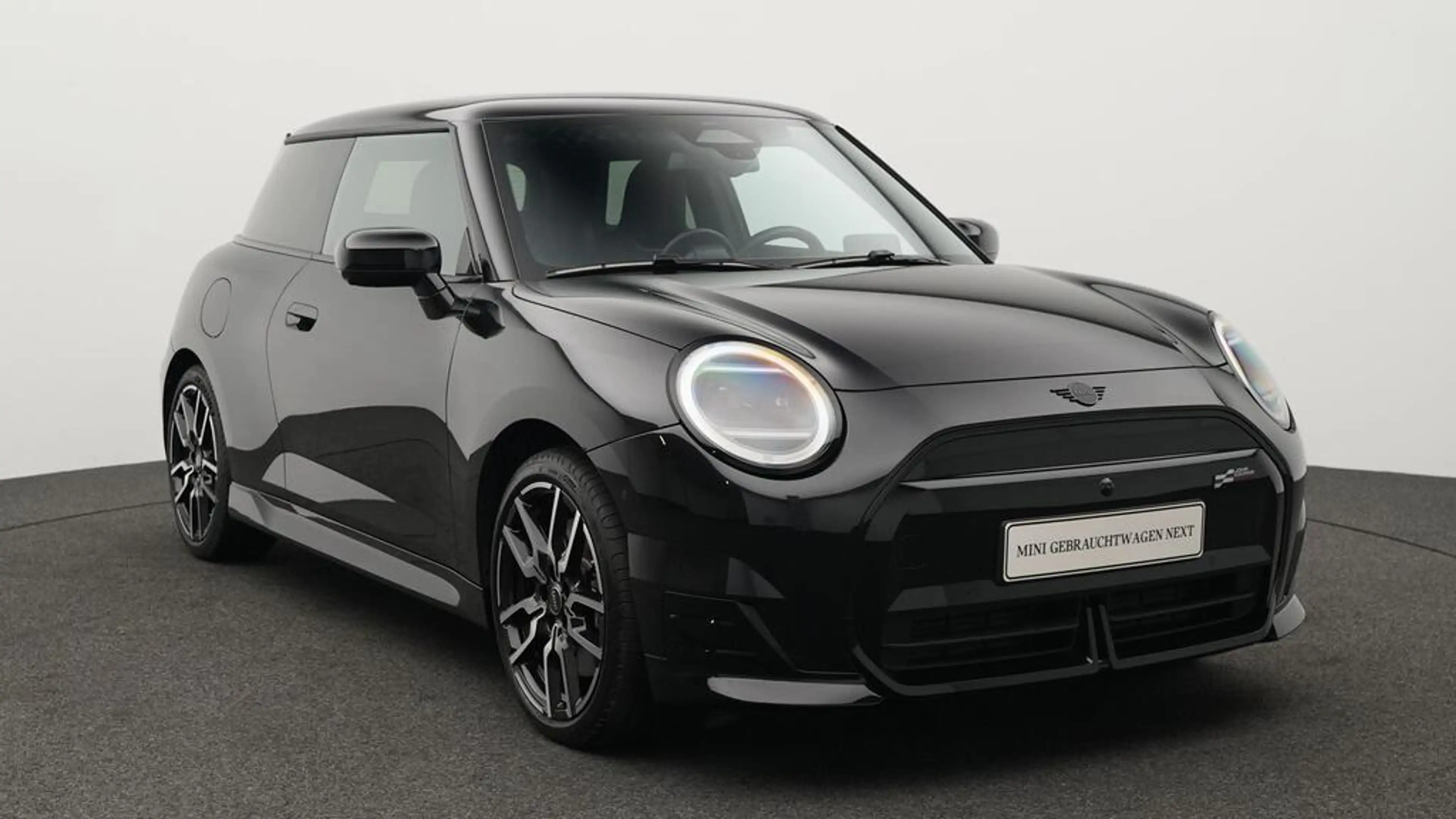 MINI Cooper SE John Cooper Works Trim — photo 15