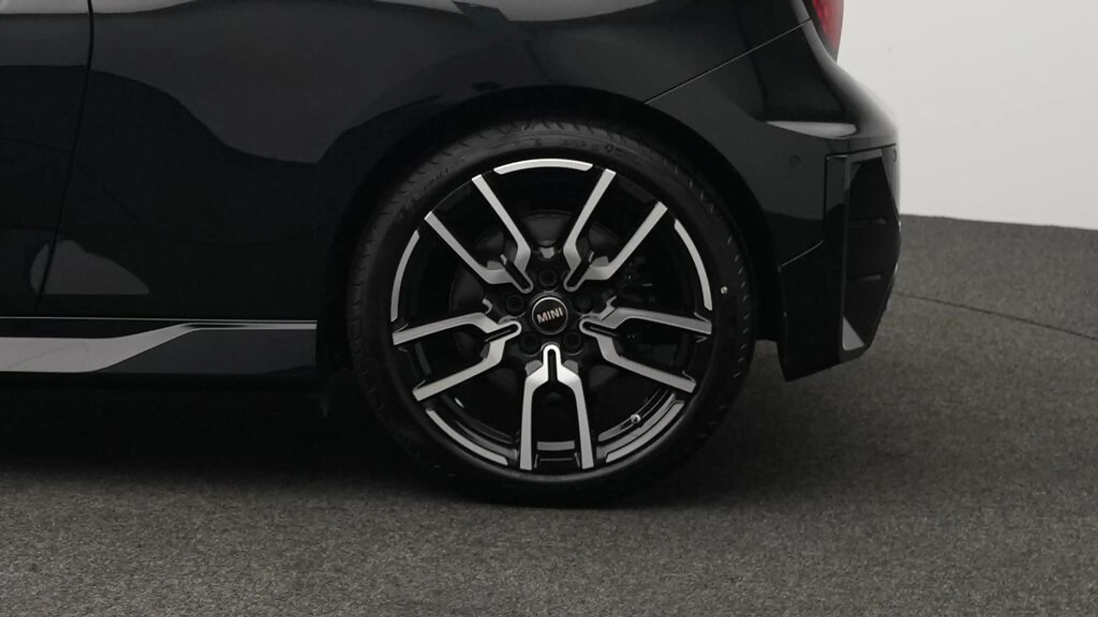 MINI Cooper SE John Cooper Works Trim — photo 11