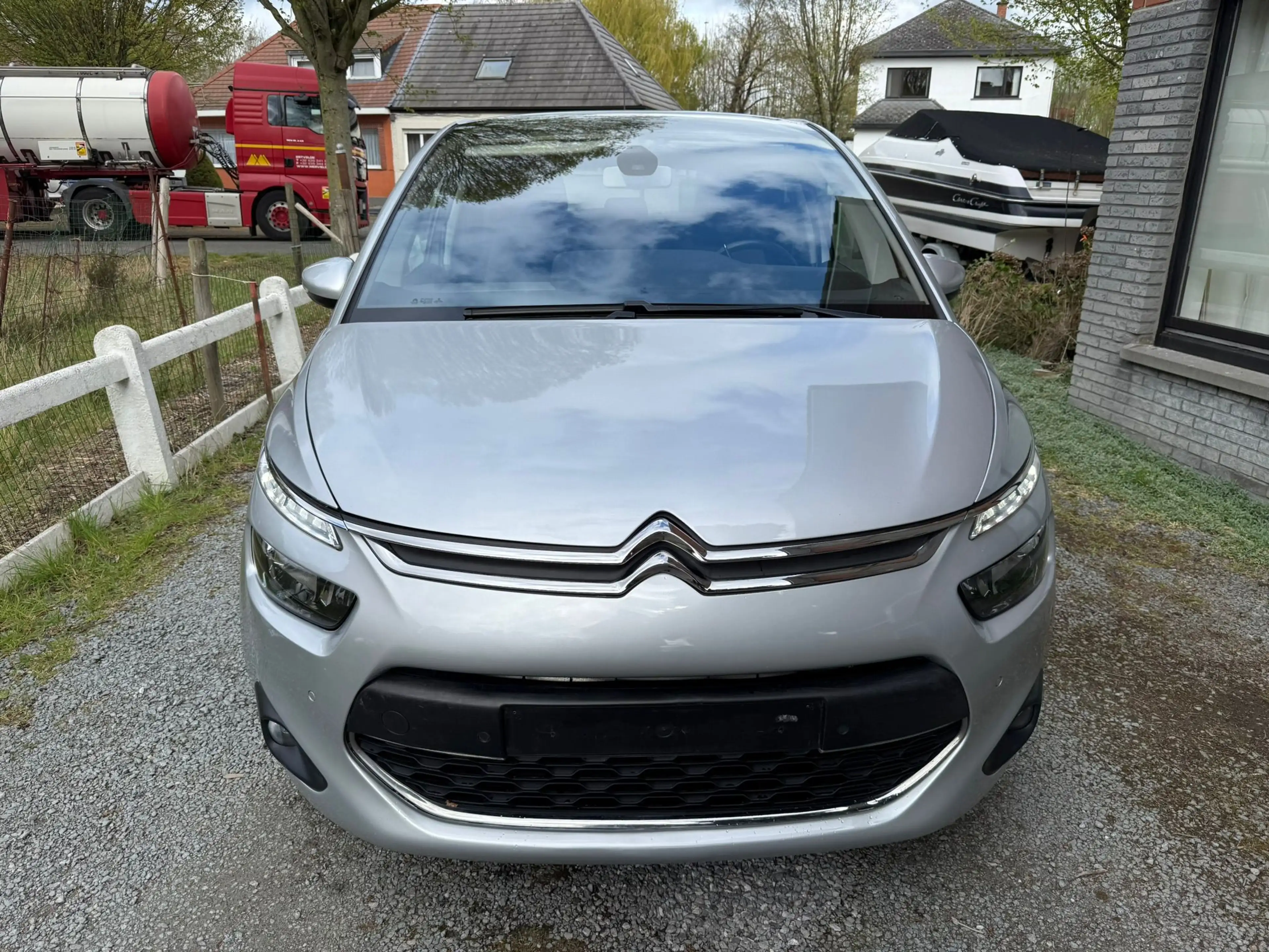 Citroen C4 Picasso C4 Picasso 1.6 THP Exclusive S — photo 3
