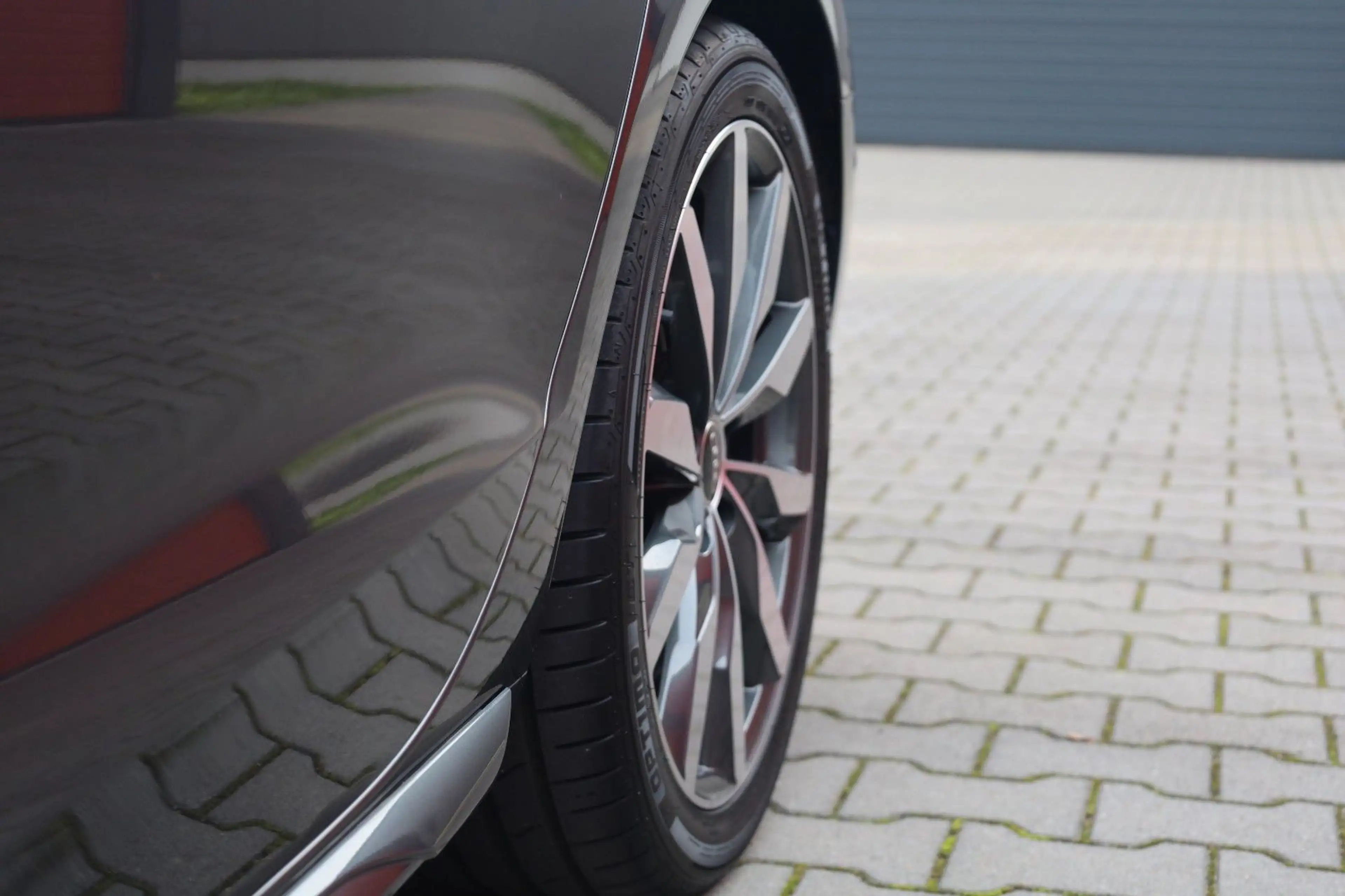 Audi A4 Avant 35 TFSI S line Massagesitze Alcantara — photo 11