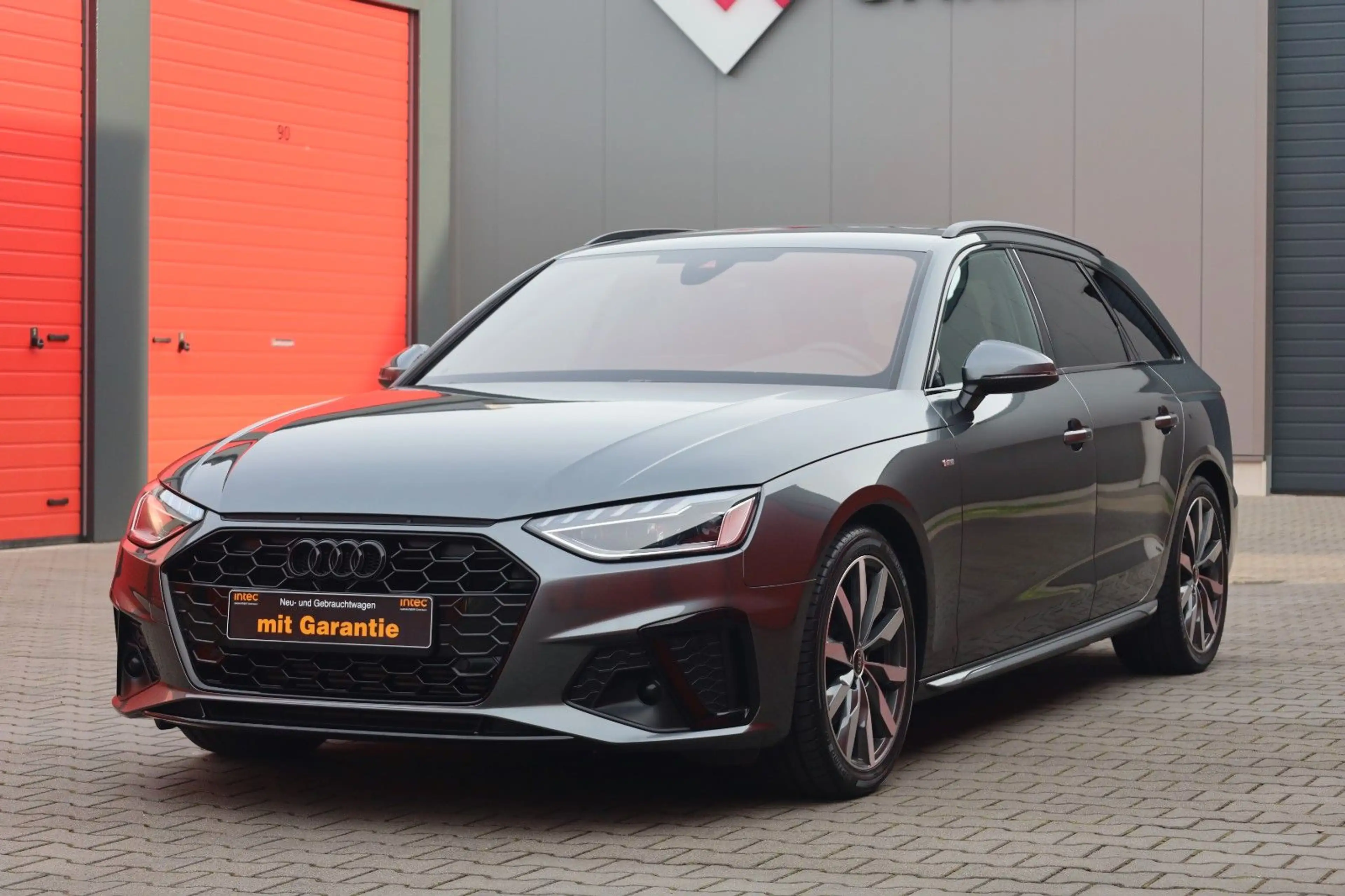 Audi A4 Avant 35 TFSI S line Massagesitze Alcantara