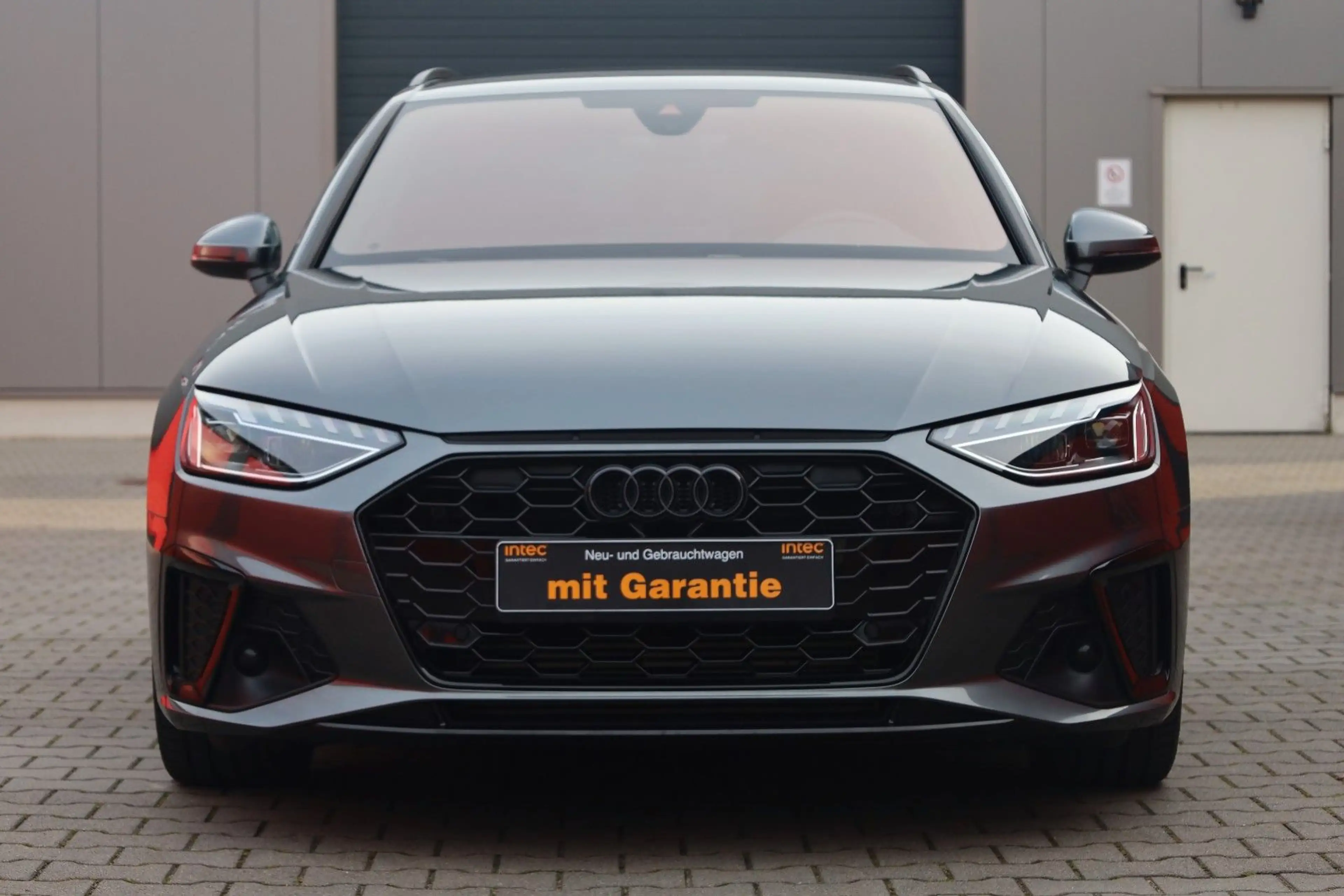 Audi A4 Avant 35 TFSI S line Massagesitze Alcantara — photo 2