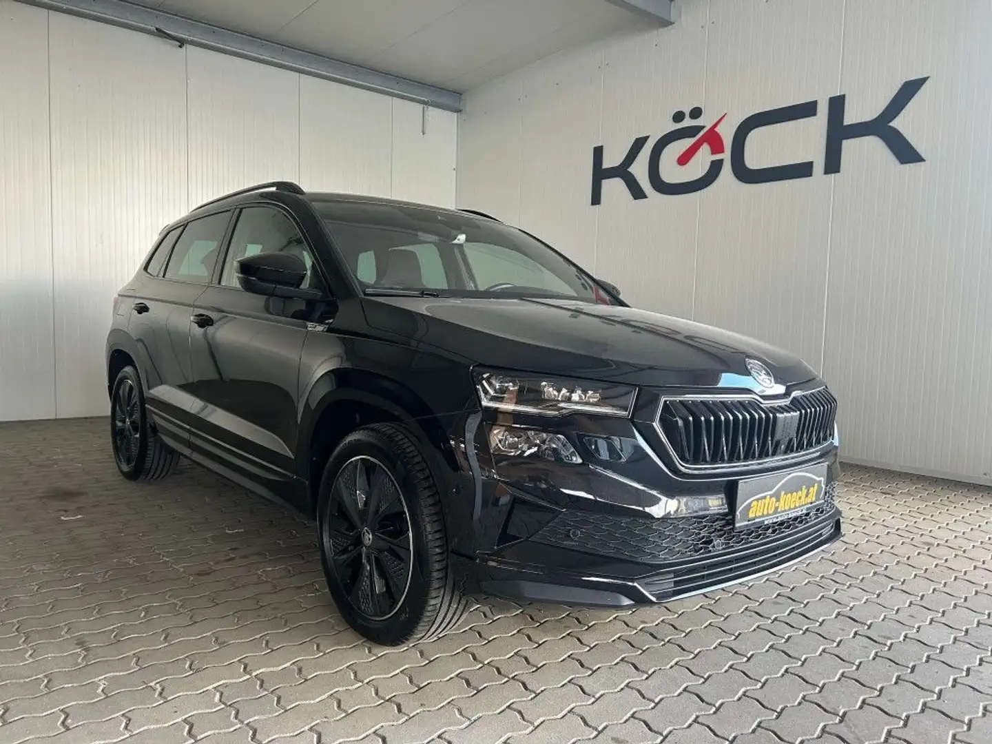 Skoda Karoq Sportline 4x4 (Standheizung) Schwarz - 1