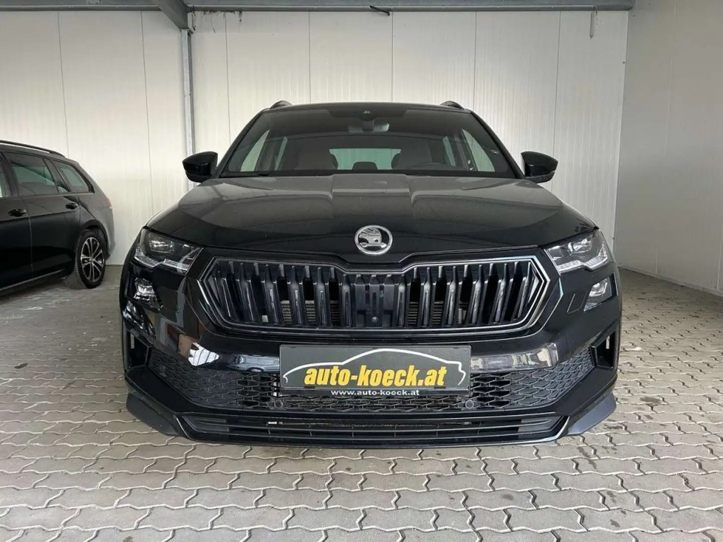 Skoda Karoq Sportline 4x4 (Standheizung) Schwarz - 2