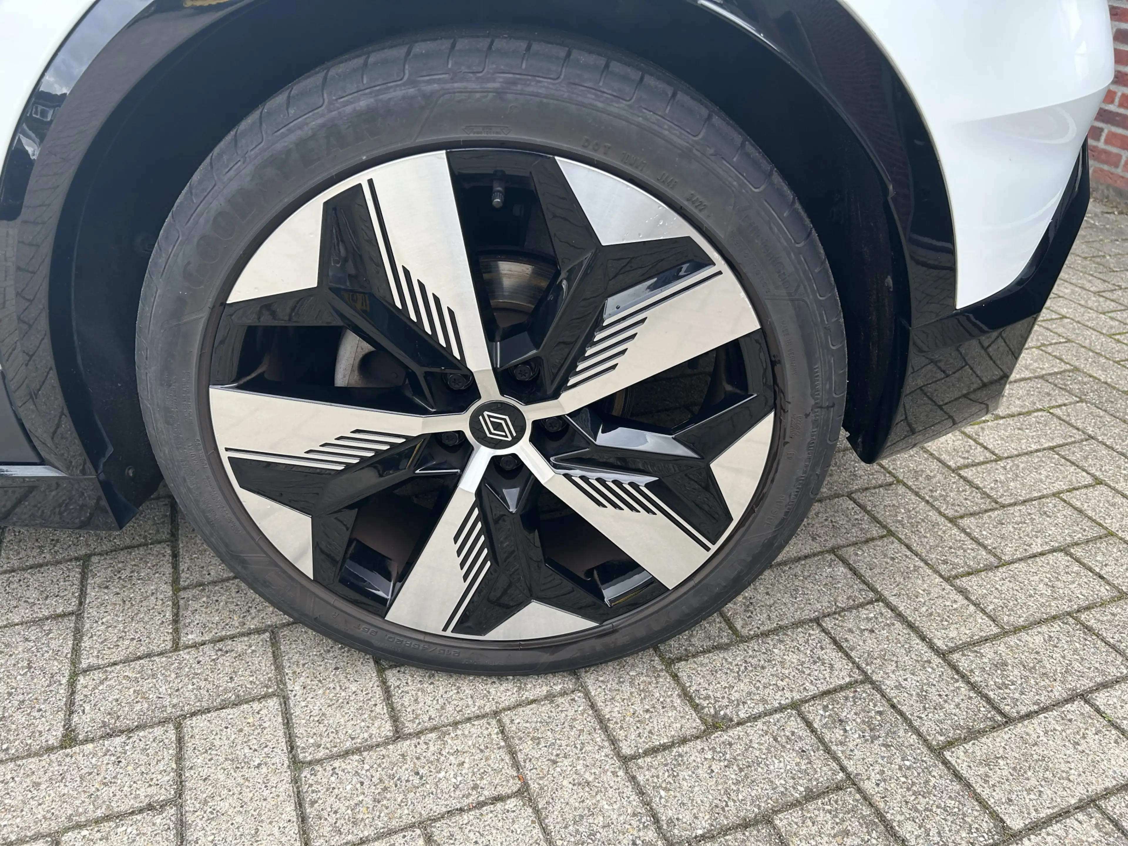 Renault Megane E-Tech EV60 Optimum Charge Techno — photo 8
