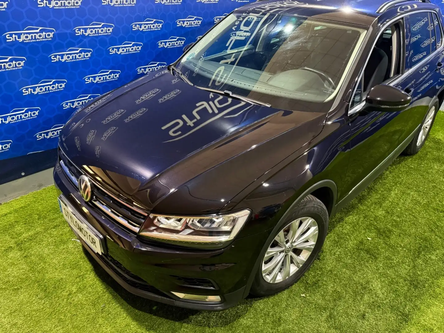 Volkswagen Tiguan 2.0TDI BMT T1 Sport 4x2 150 Negro - 2