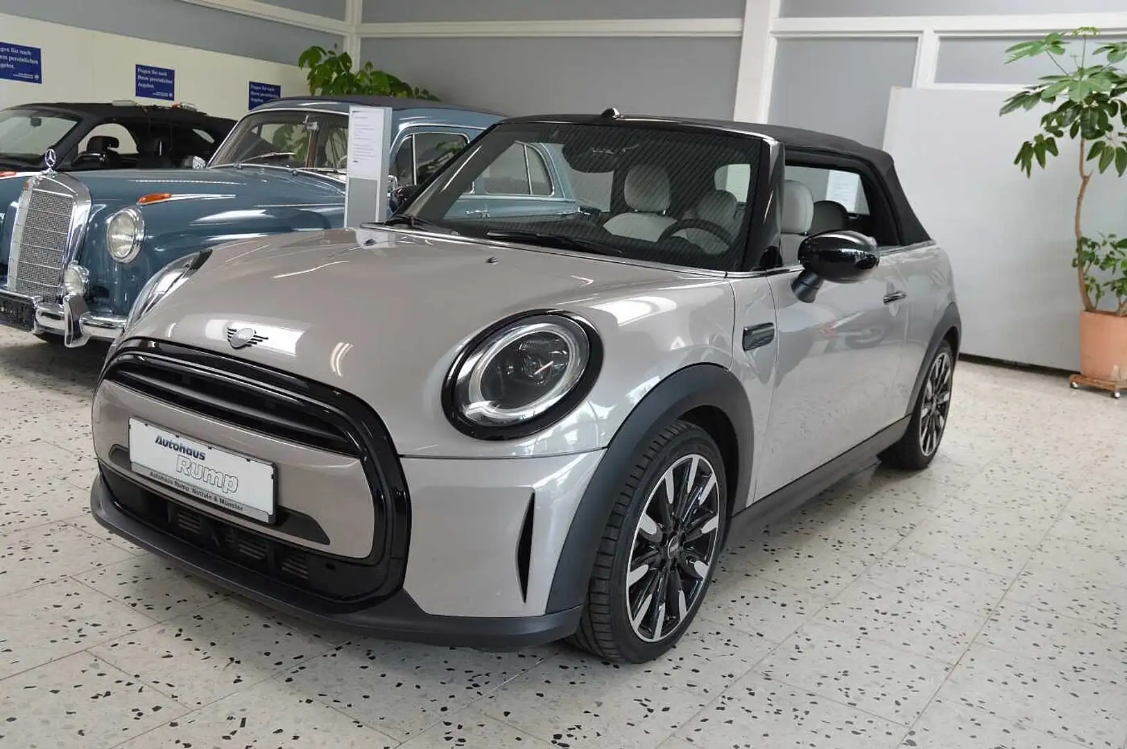 MINI Cooper Cabrio CABRIO Cooper Classic Trim Grau - 2
