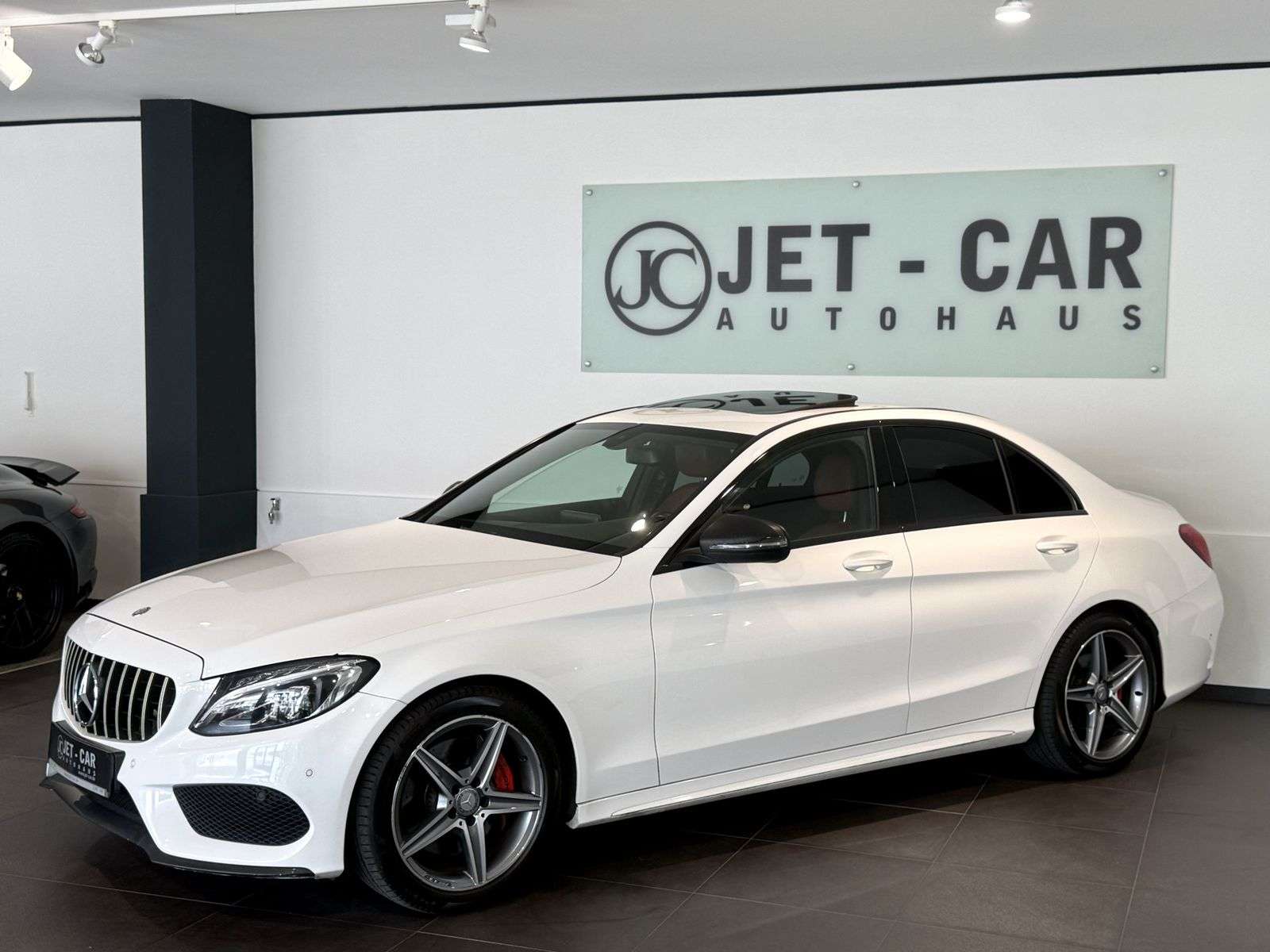 Second hand Mercedes Benz C-Class 250