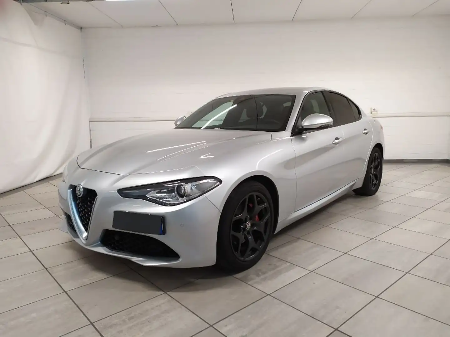 Alfa Romeo Giulia 2.2 t Executive 190cv auto Zilver - 1