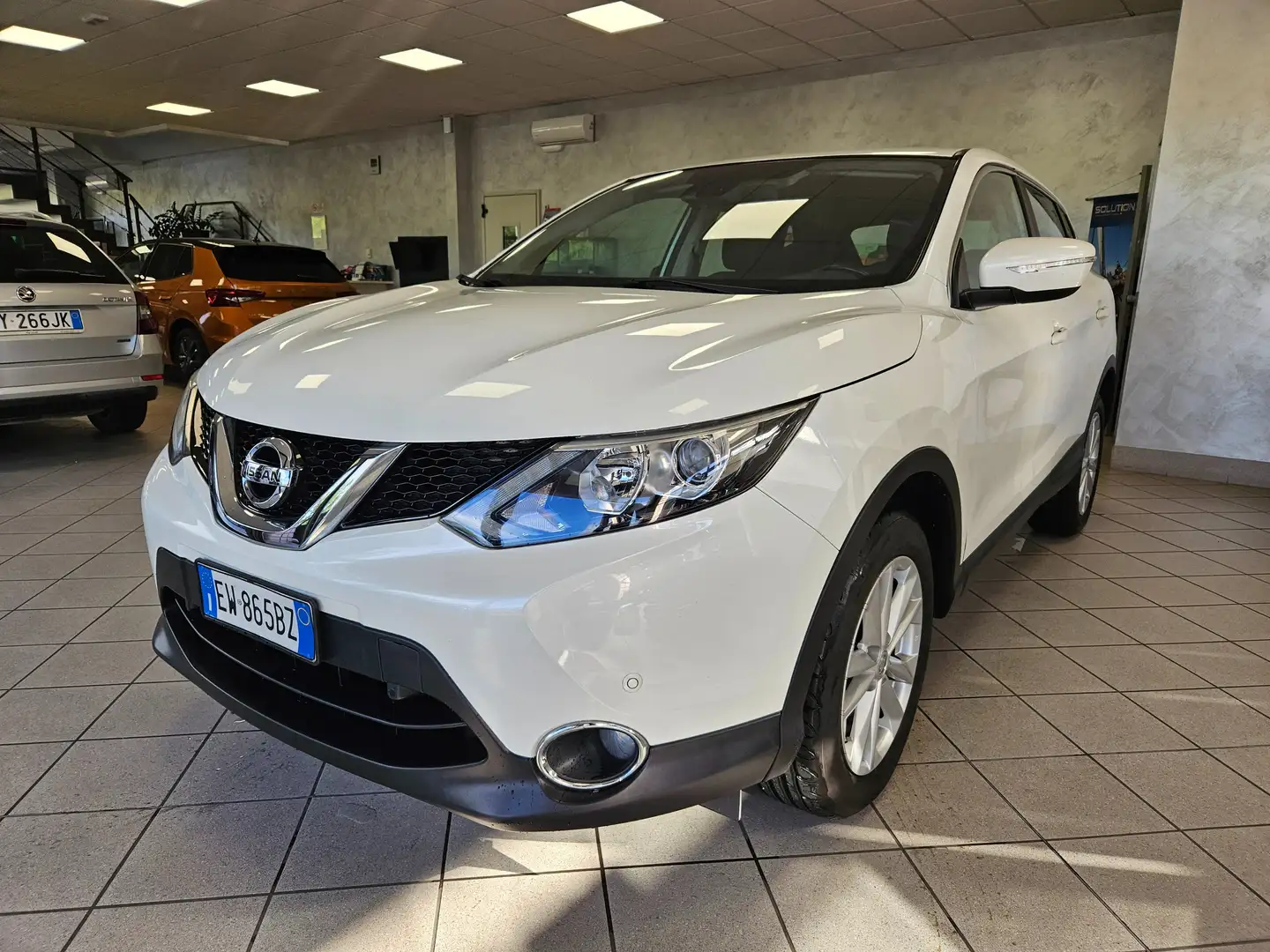 Nissan Qashqai Qashqai 1.5 dci  110cv Weiß - 1