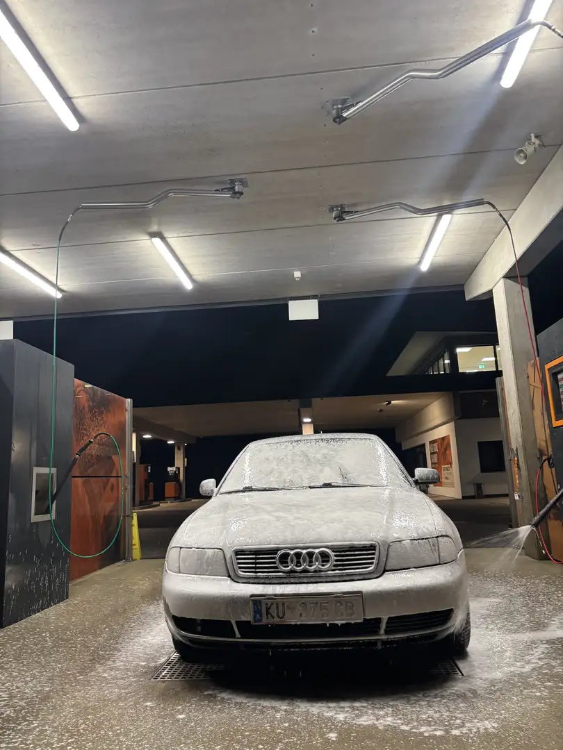 Audi A4 1.9 TDI - 1
