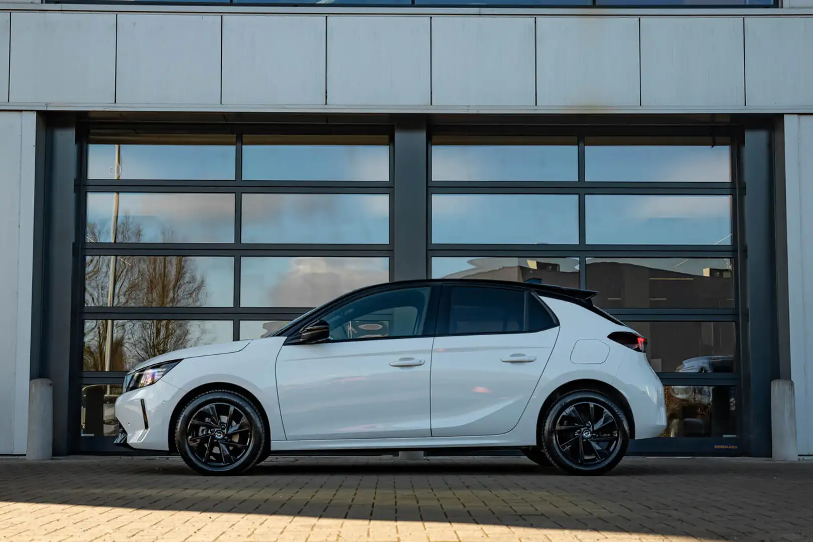Opel Corsa Facelift | GS | 75pk MT5 | Camera | Dodehoeksen... Blanc - 2