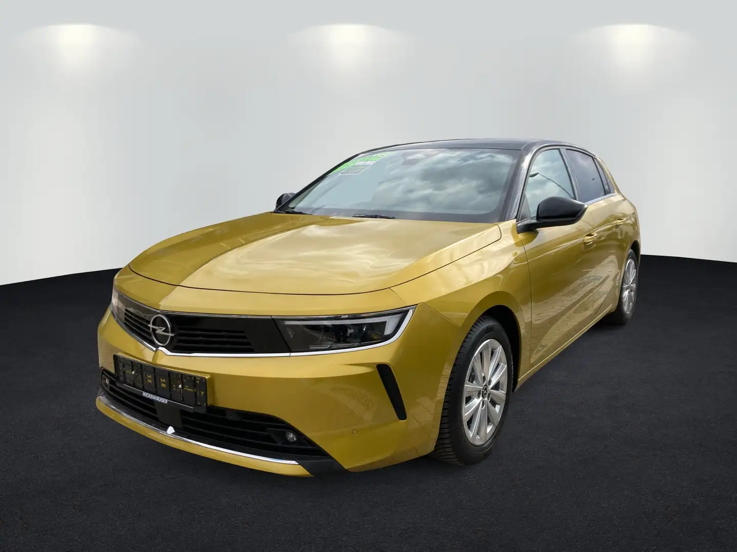Opel Astra L 1.2 Turbo Elegance FLA SpurH KAM Navi Gelb - 1