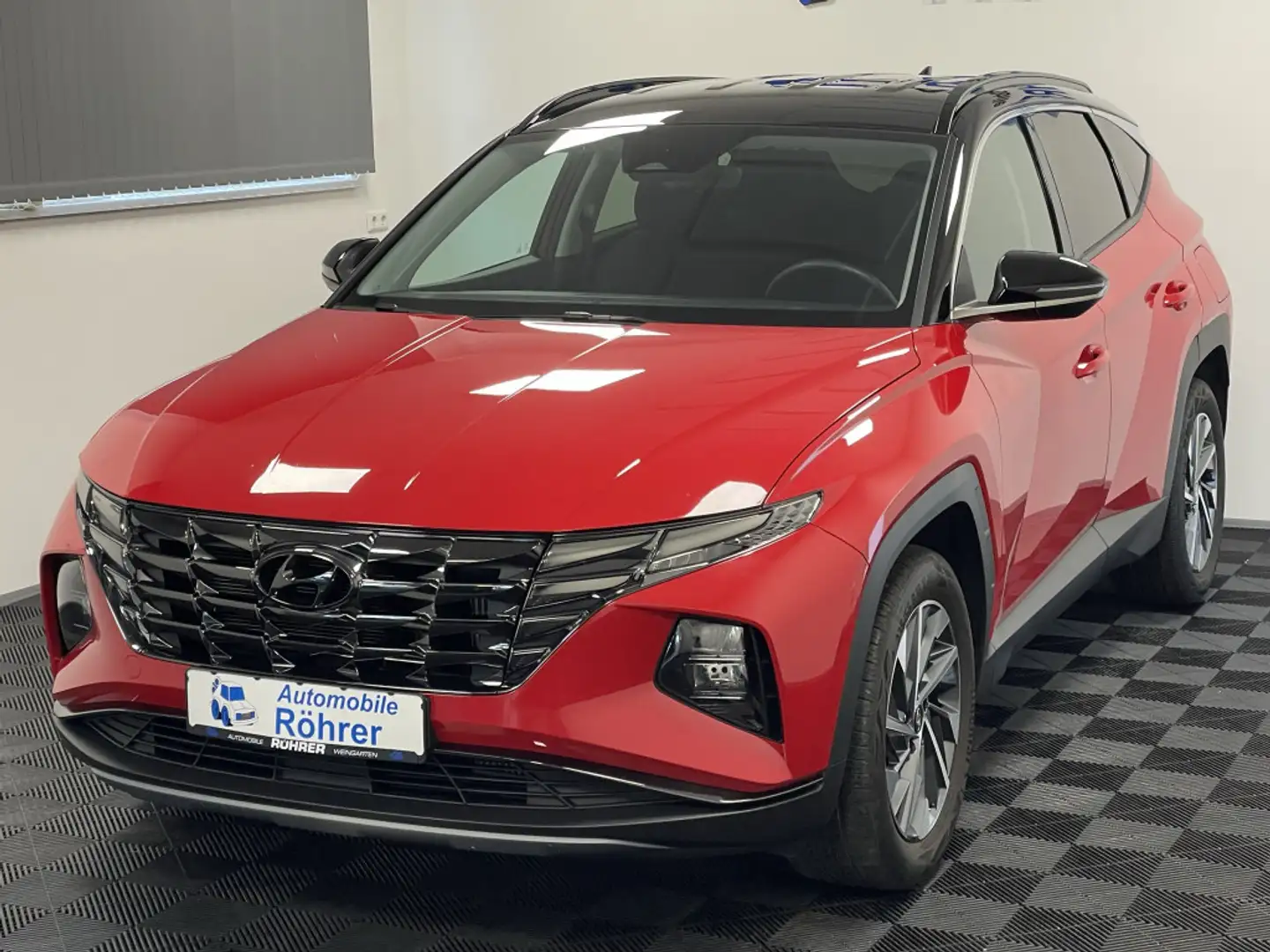 Hyundai TUCSON Pure 1.6 CRDi 2WD Kamera Sitzheiz. AHK Rot - 2