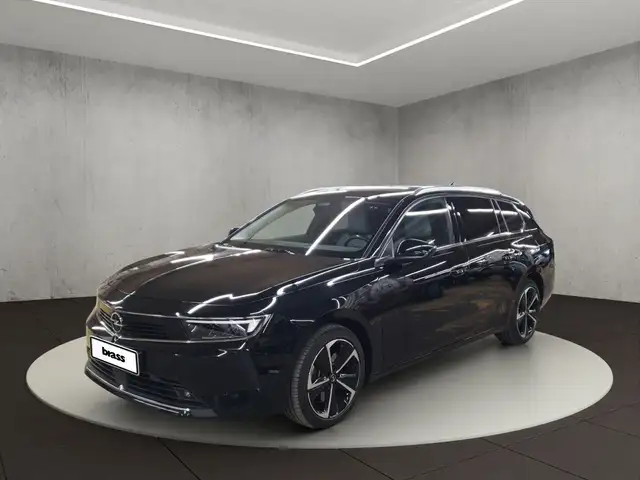 Opel Astra Sports Tourer Business Elegance Plug In Hy