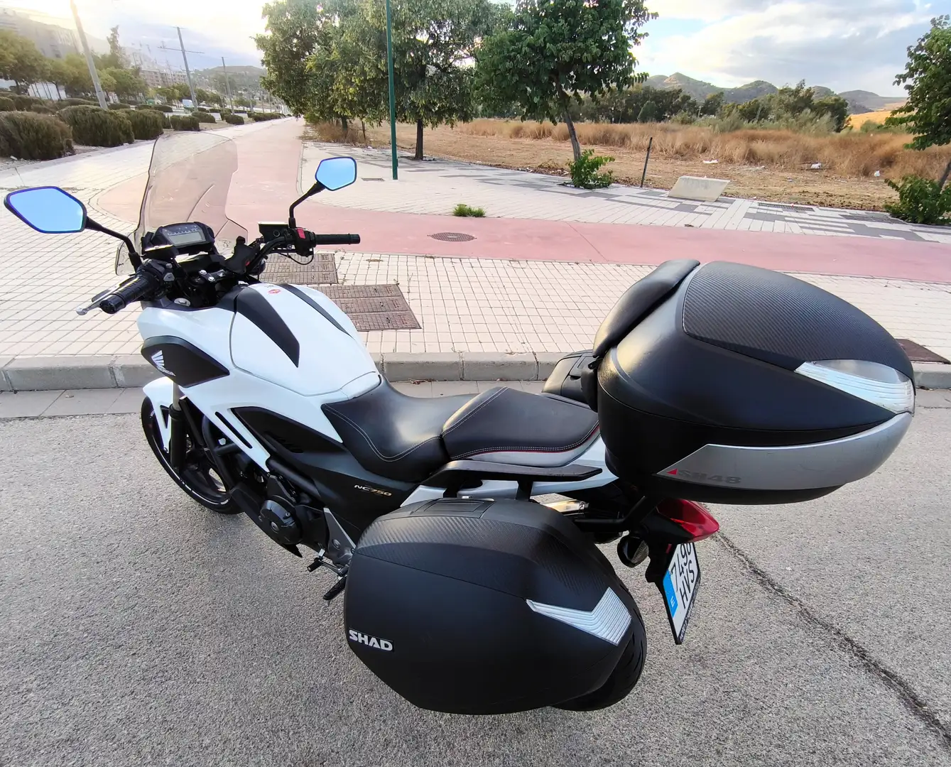Honda NC 750 X ABS limitada carnet A2 Blanco - 2
