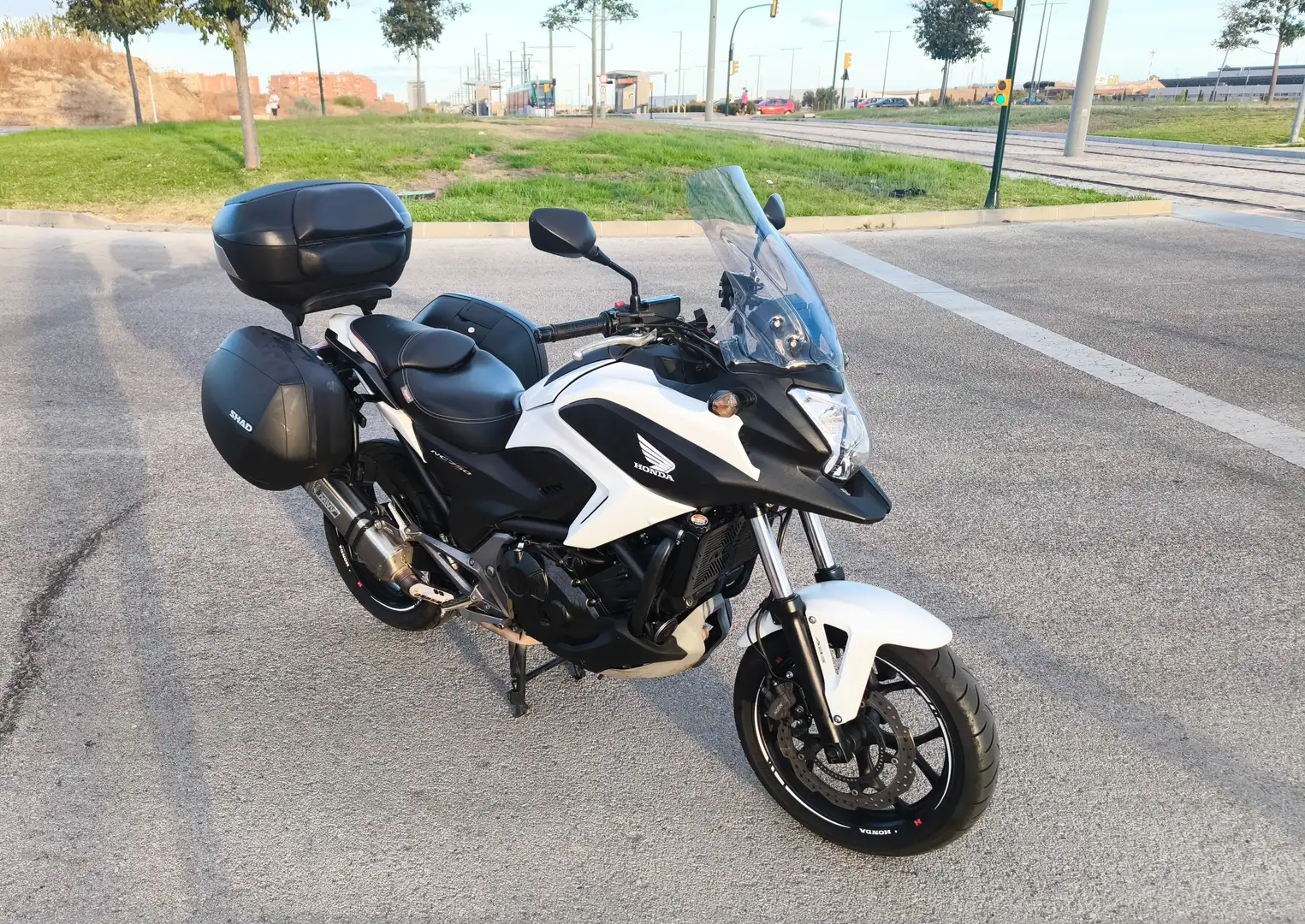 Honda NC 750 X ABS limitada carnet A2 Blanco - 1