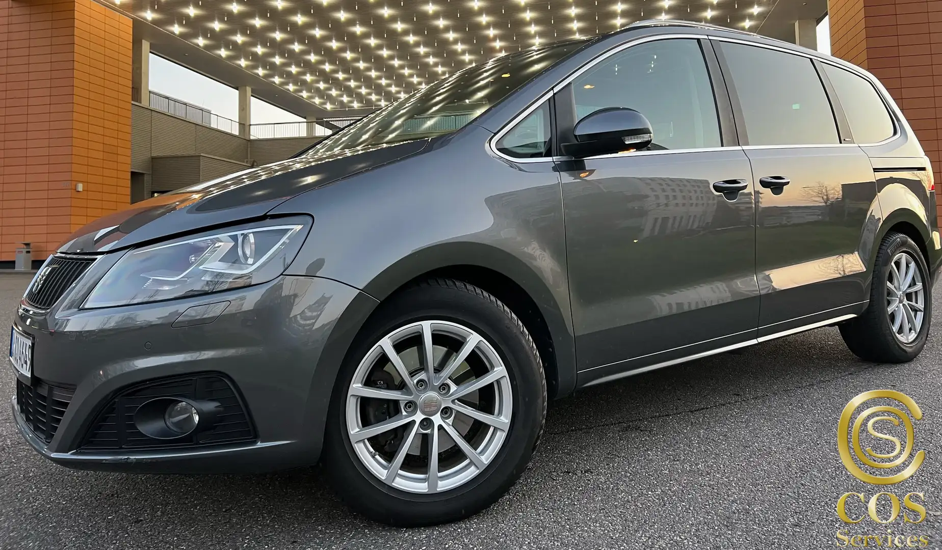 SEAT Alhambra I-Tec 7 Sitzer fast Vola, Alcantara, Glasdach, AHK Silber - 1