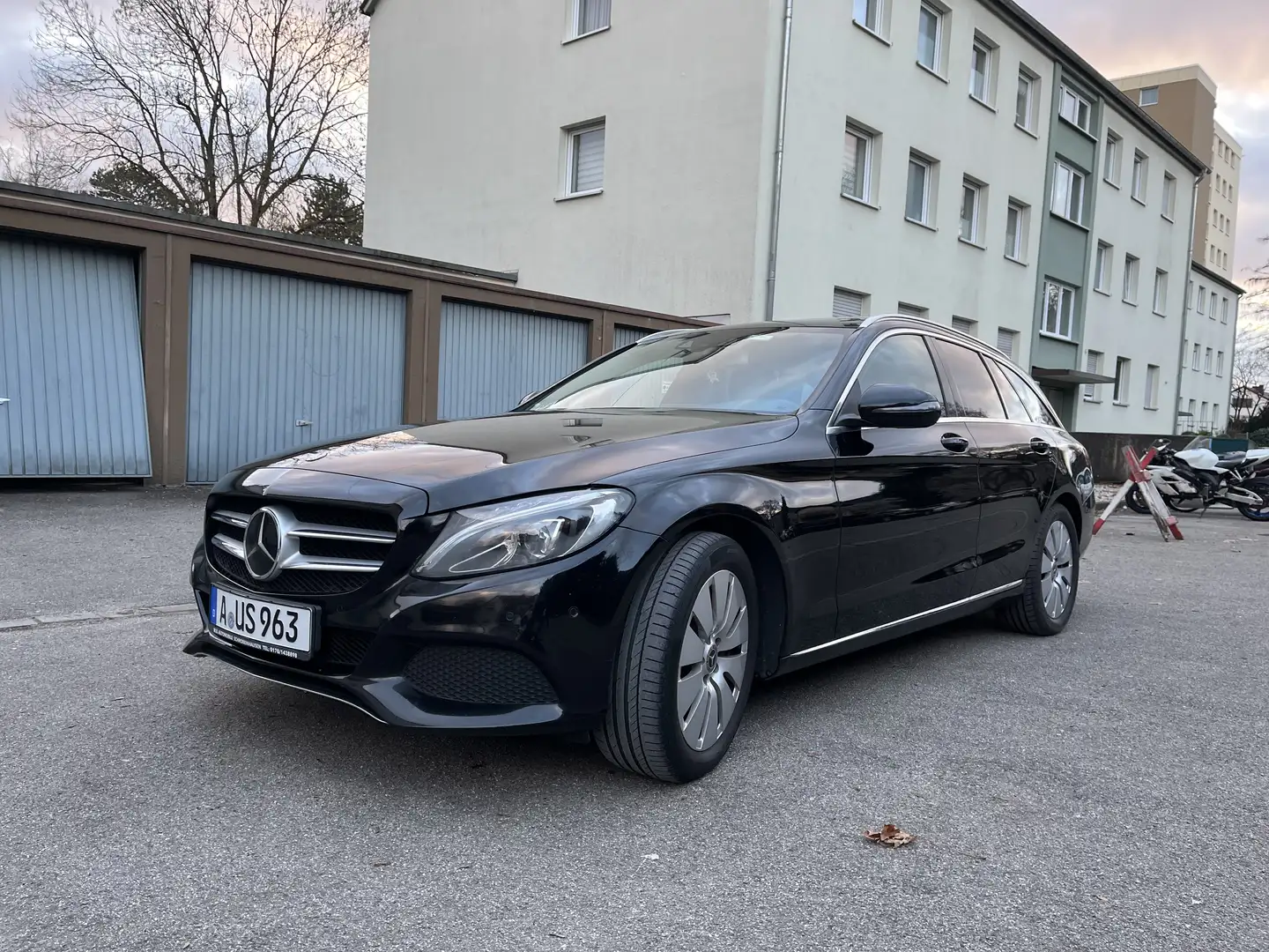 Mercedes-Benz C 220 d 4Matic T 9G-TRONIC Avantgarde - 1