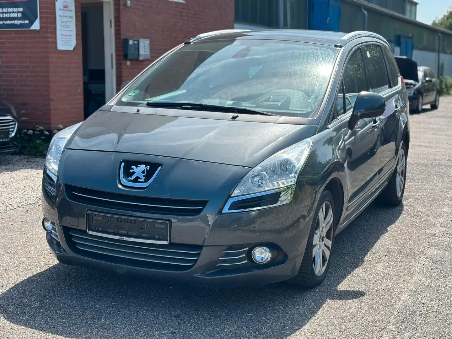 Peugeot 5008 Allure*TÜV&INSP.NEU Grau - 1
