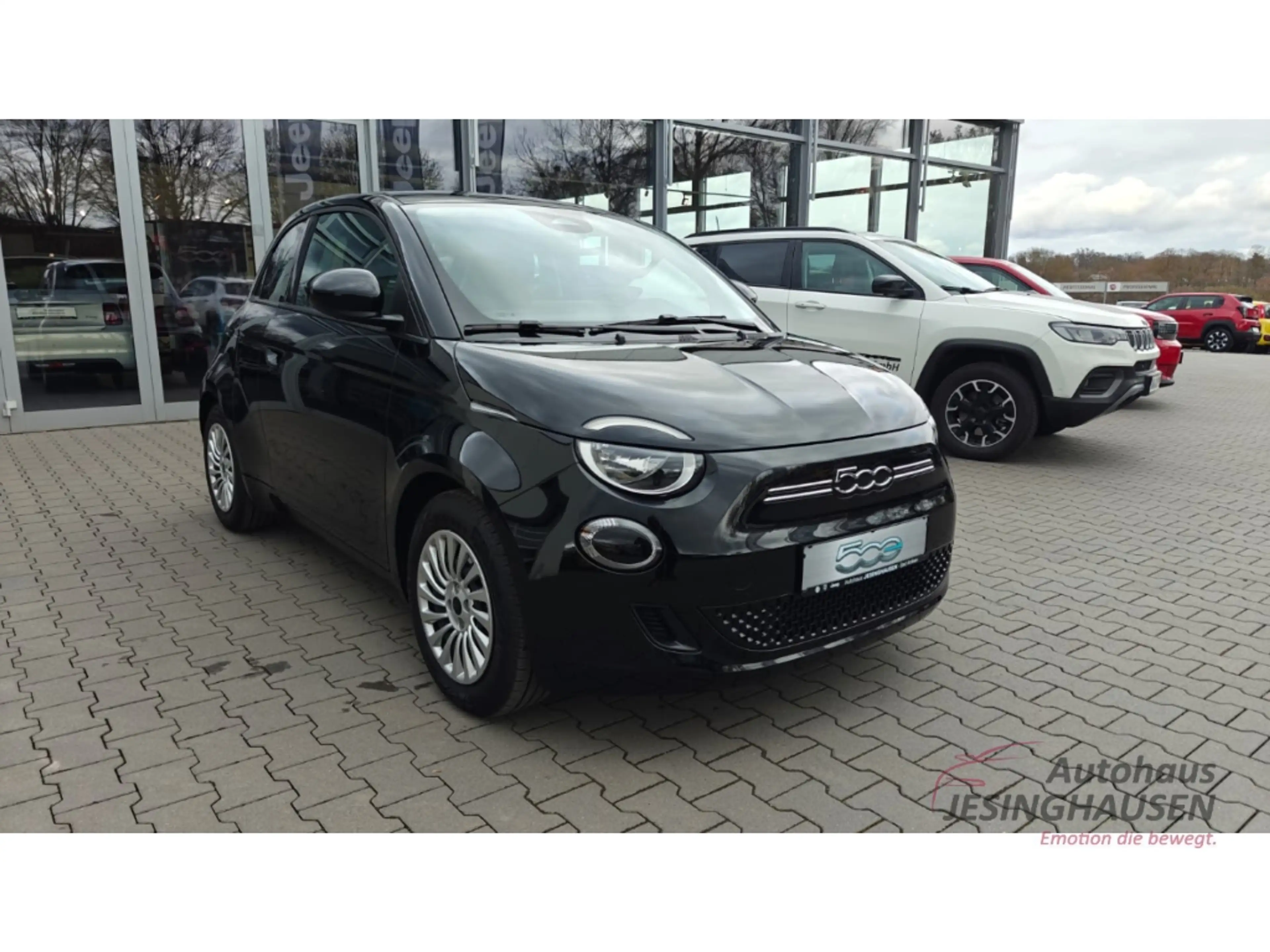Fiat 500e 3+1 ZUSATZTÜR *Navi*Digita. Cockpit*Apple CarPlay* — photo 3
