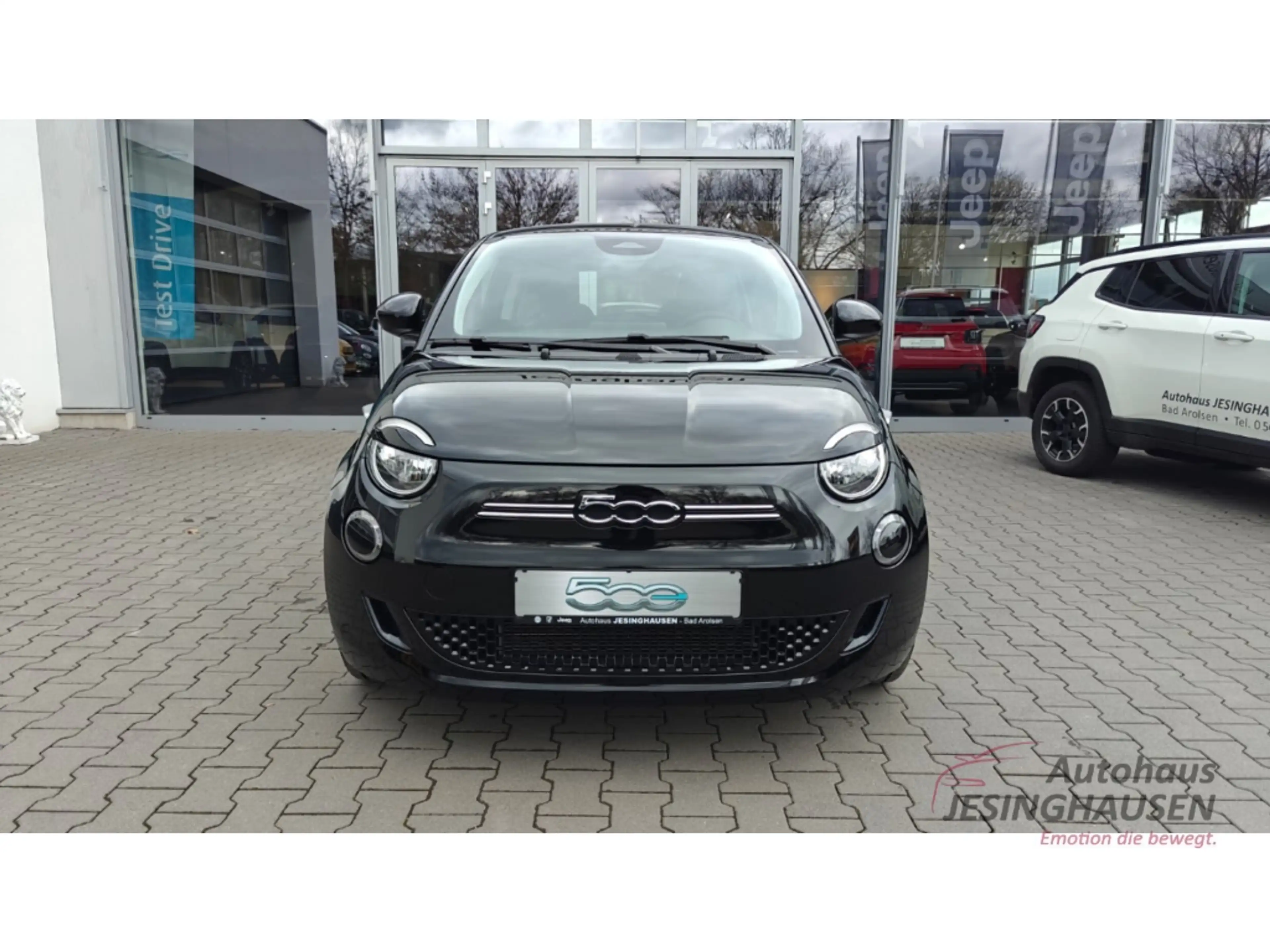 Fiat 500e 3+1 ZUSATZTÜR *Navi*Digita. Cockpit*Apple CarPlay* — photo 2
