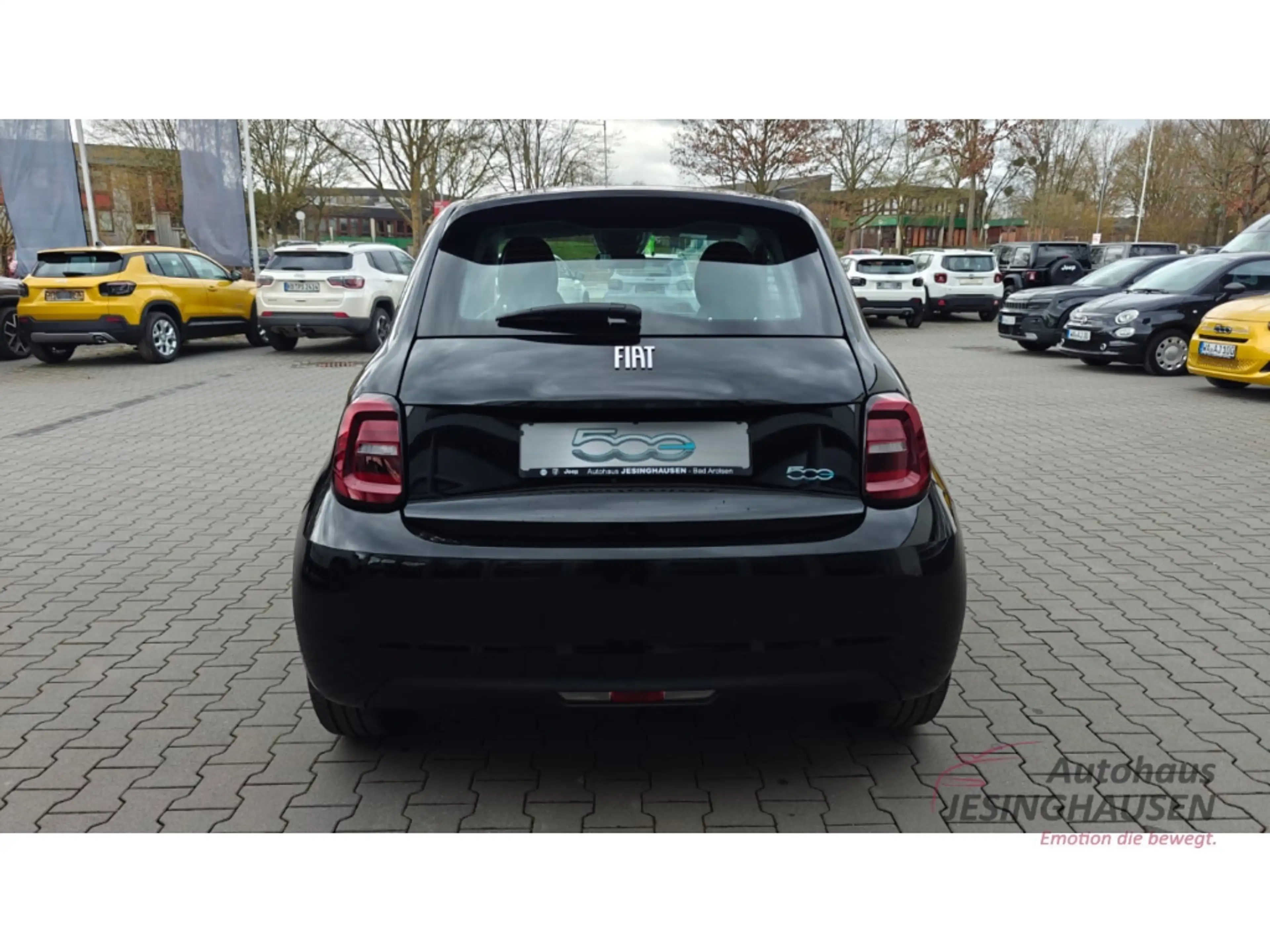 Fiat 500e 3+1 ZUSATZTÜR *Navi*Digita. Cockpit*Apple CarPlay* — photo 9