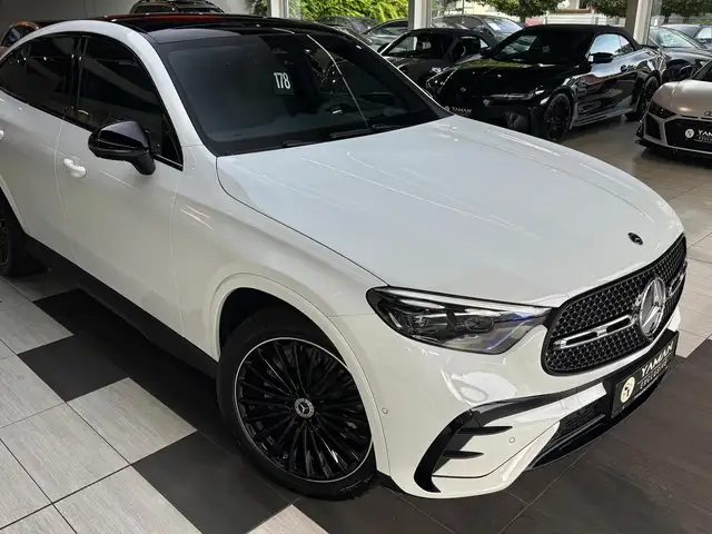 Mercedes-Benz GLC view 5