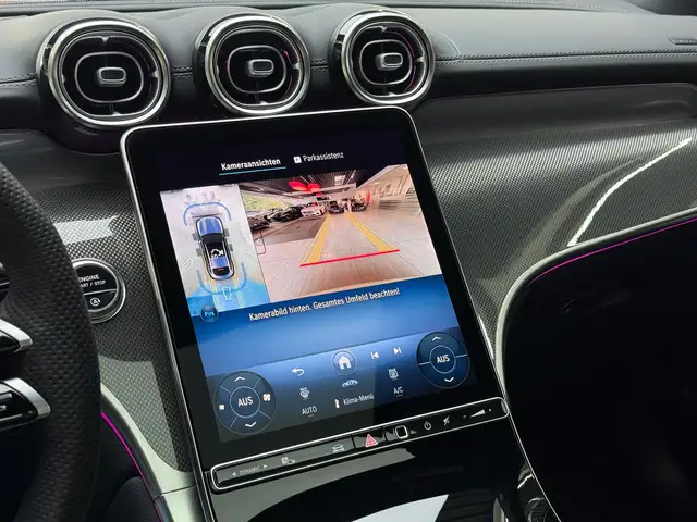 Mercedes-Benz GLC view 17
