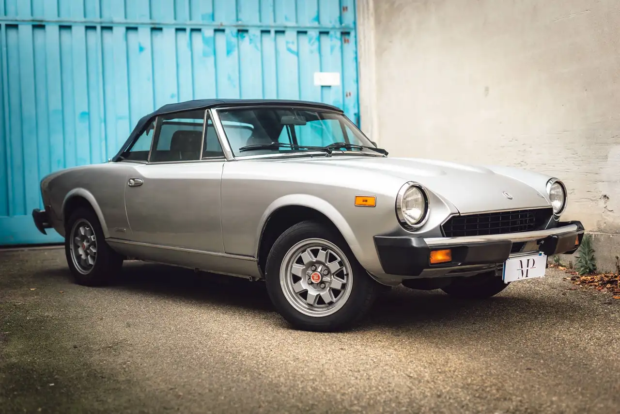 Fiat 124 Spider Europa | Restaurata | Iscritta ASI, foto 4