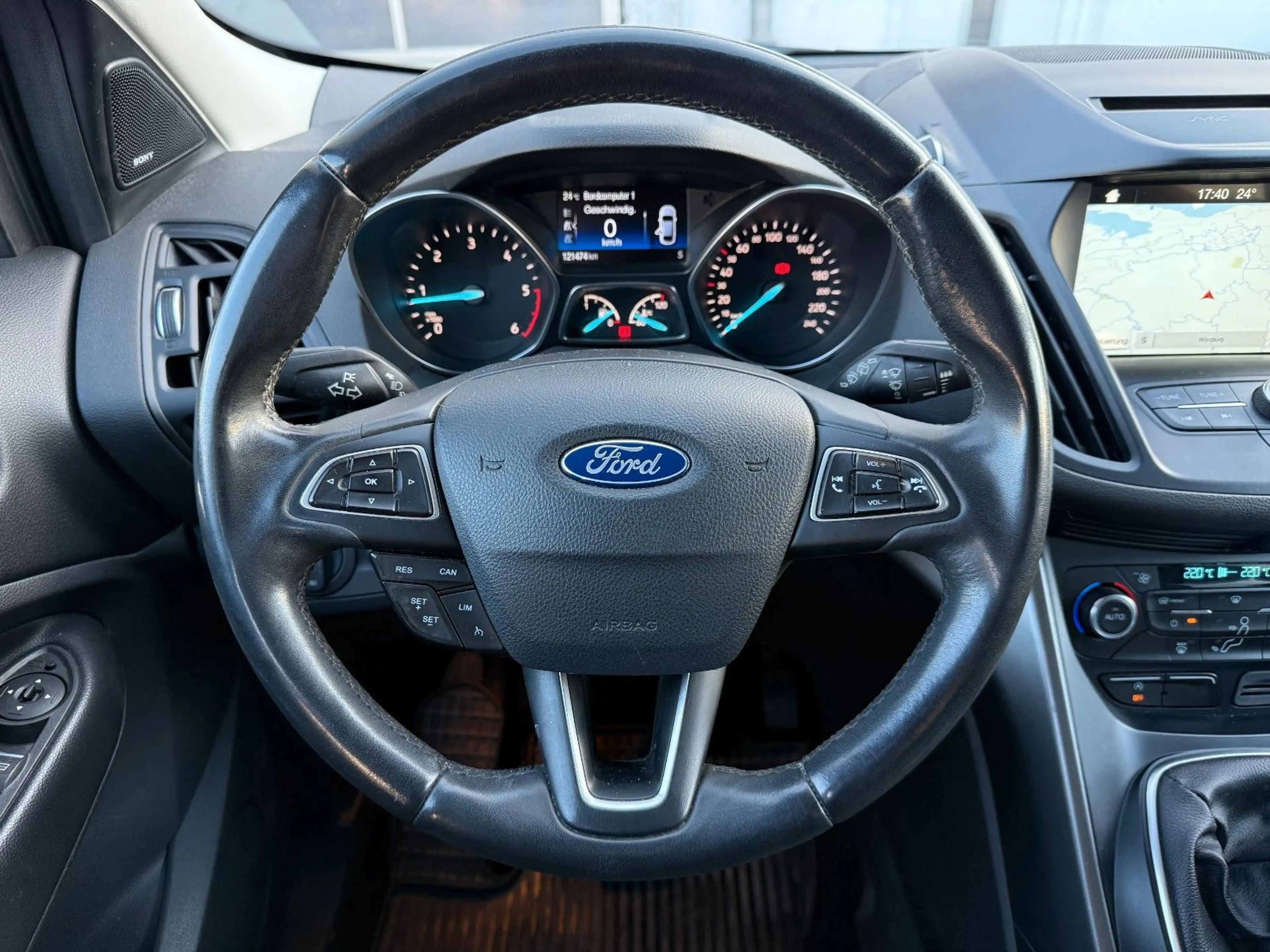 Ford Kuga Cool & Connect Navi Klimaauto. Sony Kamera — photo 11