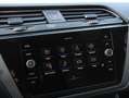 Volkswagen Touran 1.5 TSI 150pk DSG Comfortline Plus 7p | Navigatie Zwart - thumbnail 40