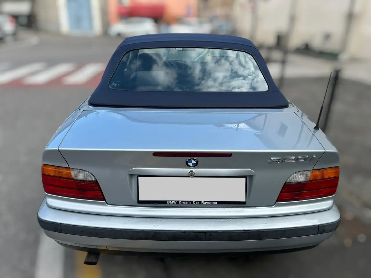 BMW 320 i Cabrio, foto 4