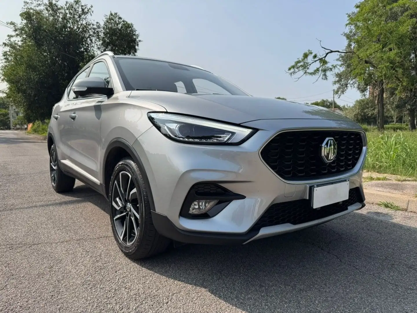 MG ZS 1.5 VTi-tech Luxury Argent - 1