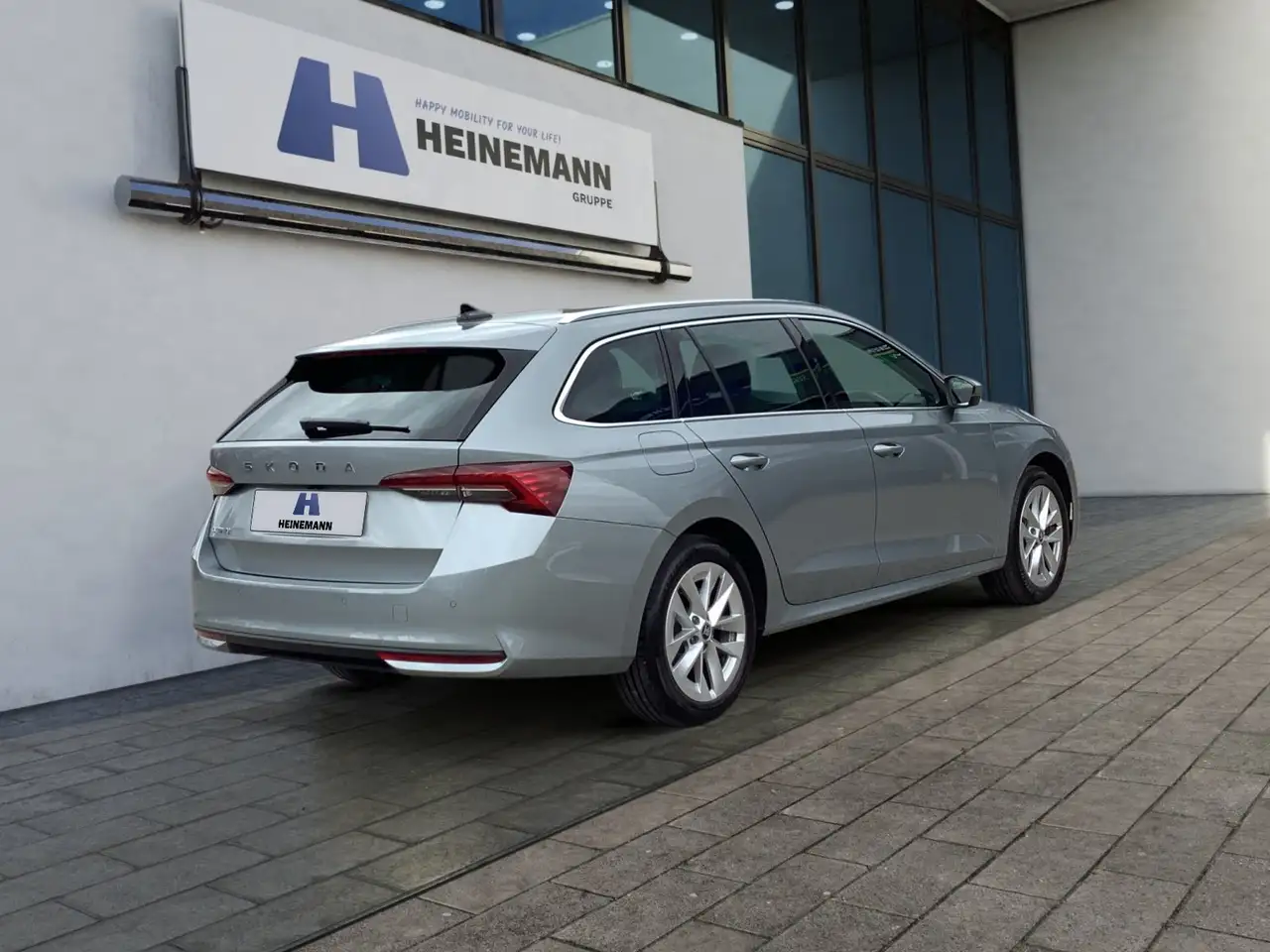 Skoda Octavia Combi 1.5 TSI mHEV*Komfort+WinterPlusPAK*AHK*Kessy, миниатюра 5