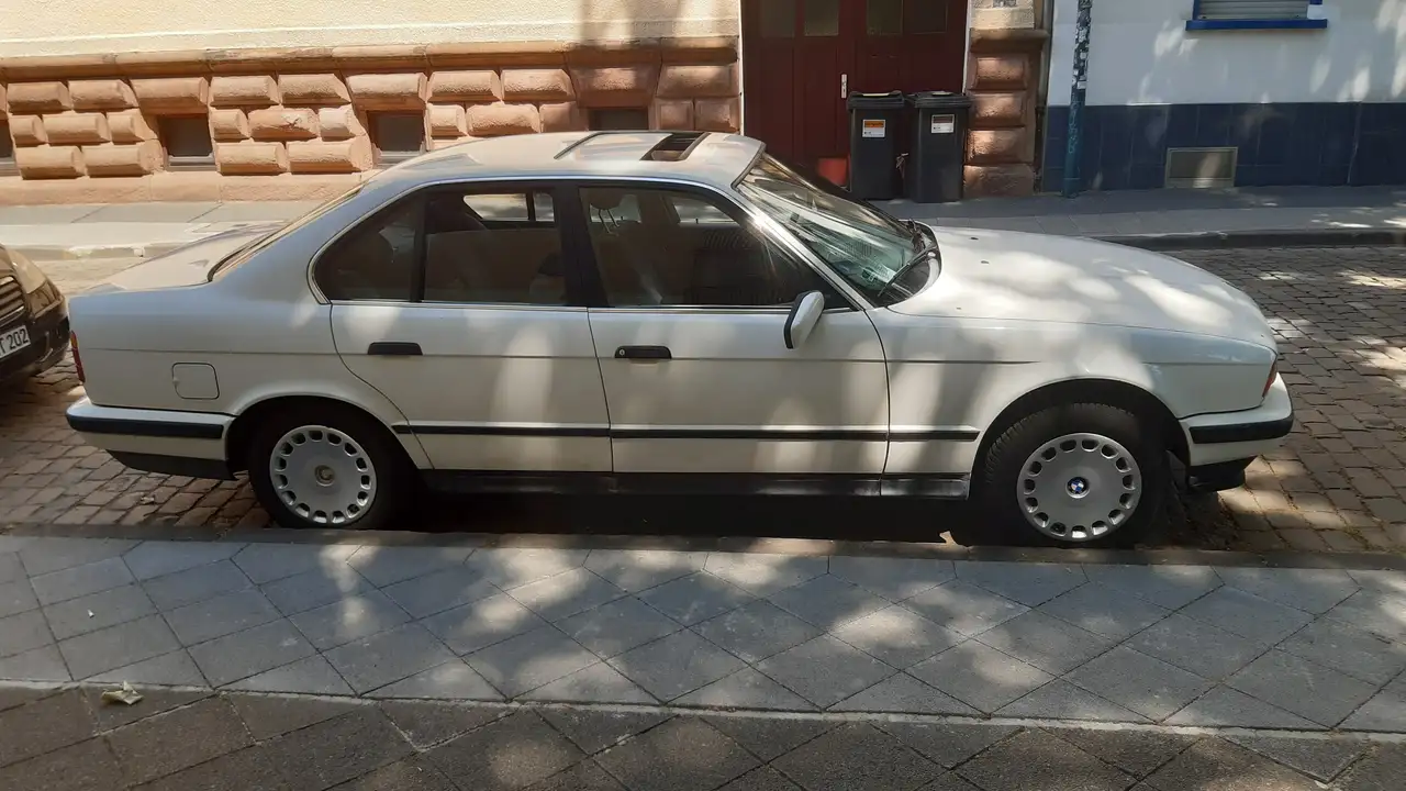 BMW 525i 24V, foto 4